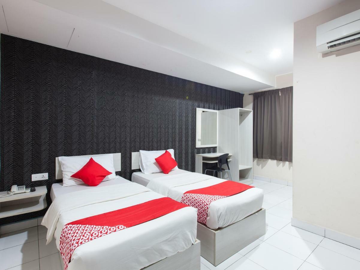 OYO 1163 Hotel Pulai Ipoh Bagian luar foto